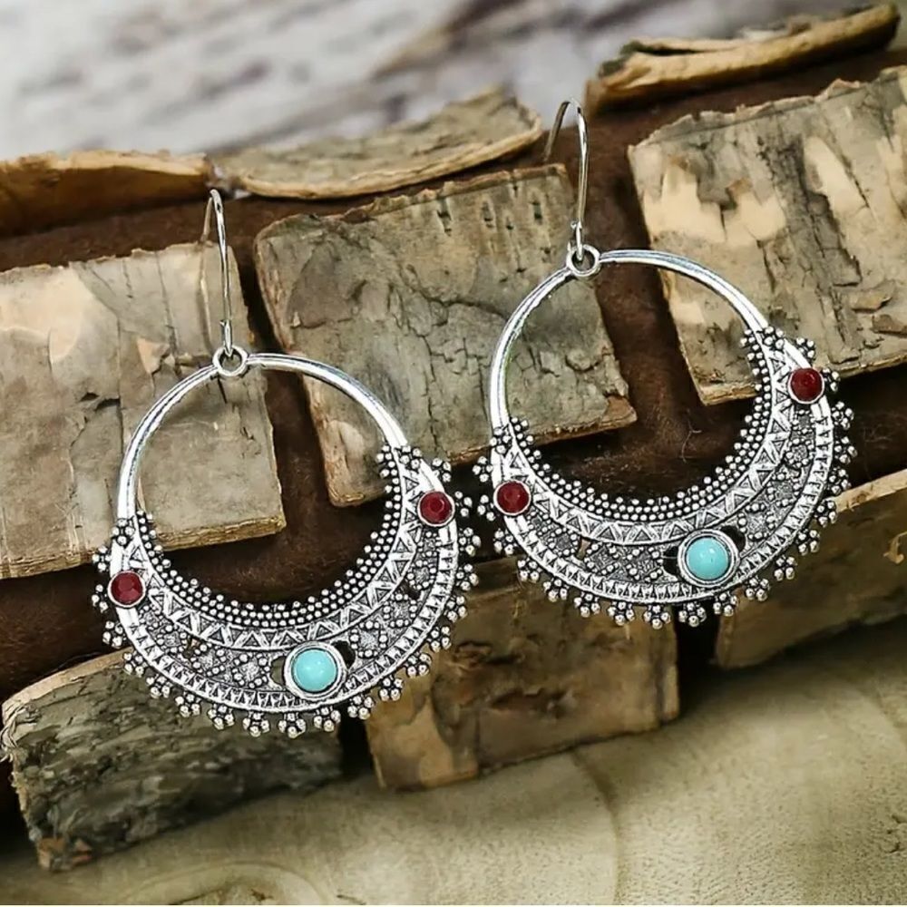 5/$25 Boho silver earrings